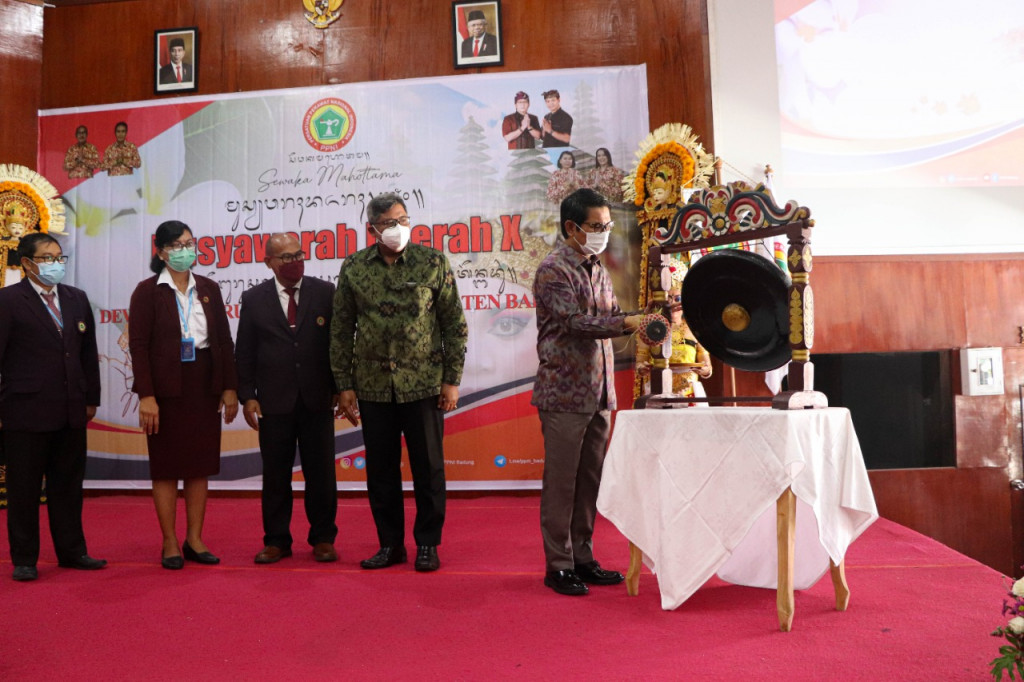 Sekda Adi Arnawa Buka Musyawarah Daerah X DPD PPNI Kabupaten Badung